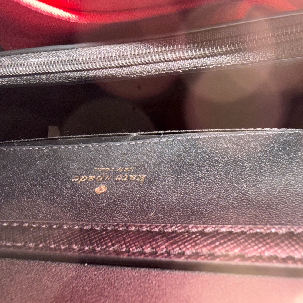kate spade black leather crossbody with gold chain detail - Picture 8 of 9